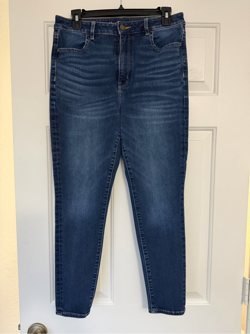 American Eagle Outfitters Dark Blue Skinny Jeans